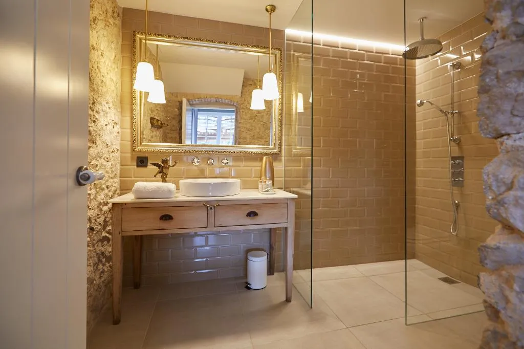 DOUBLE SUPERIOR Room, Llimona Suites, Costa Brava