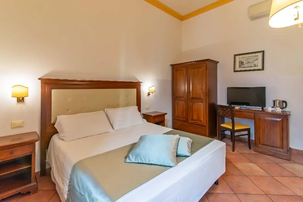 Double or Twin STANDARD Room, Cimabue, Florence