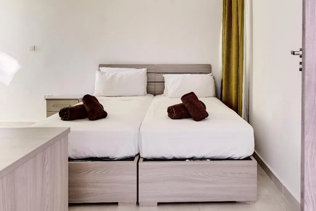 APARTMENT THREE BEDROOMS Room, The Village Apartments, Malta