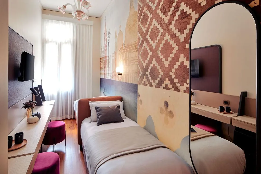 SINGLE CLASSIC Room, UNA HOTELS Ala Venezia - Adults +16, Venice