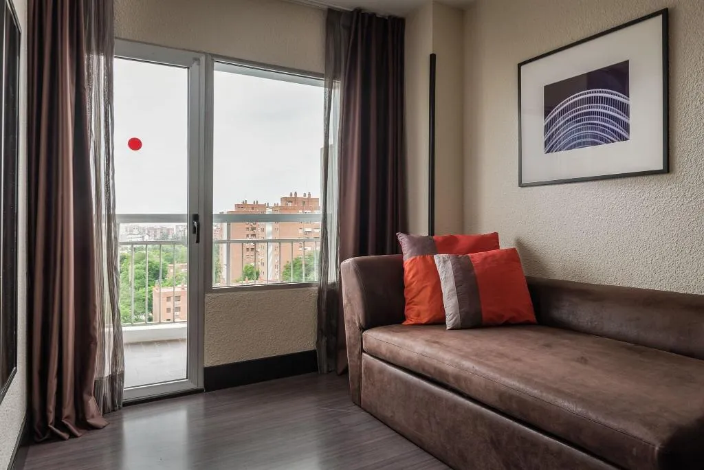 DOUBLE SUPERIOR Room, Medium Valencia, Valencia
