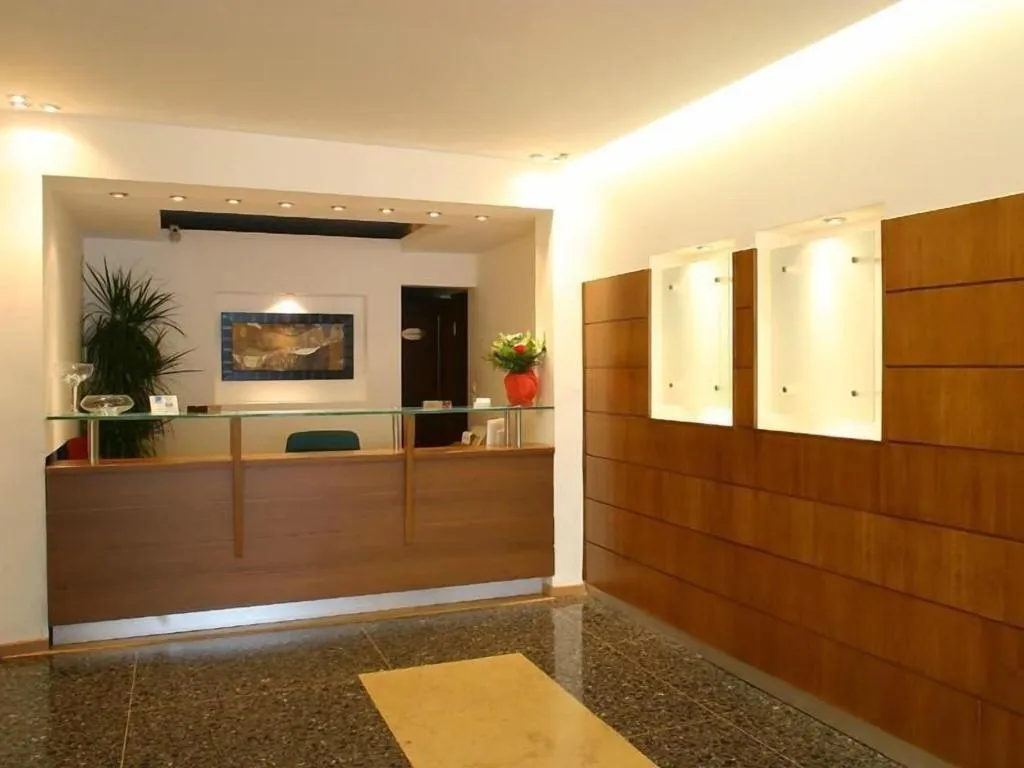 Lobby, Blue Sea Hotel Alimos, Athens