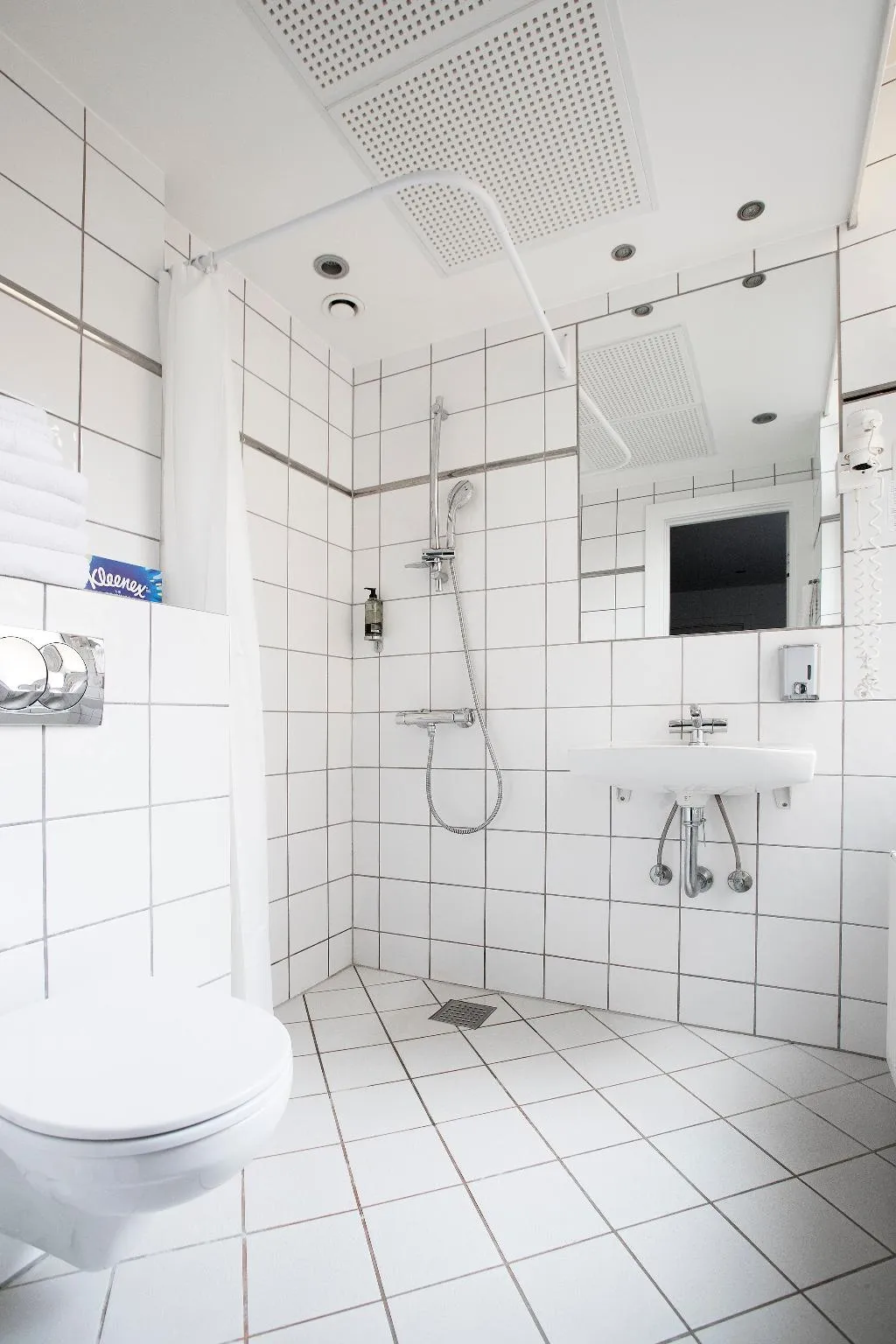 QUADRUPLE STANDARD Room, Go Hotel Ansgar, Copenhagen