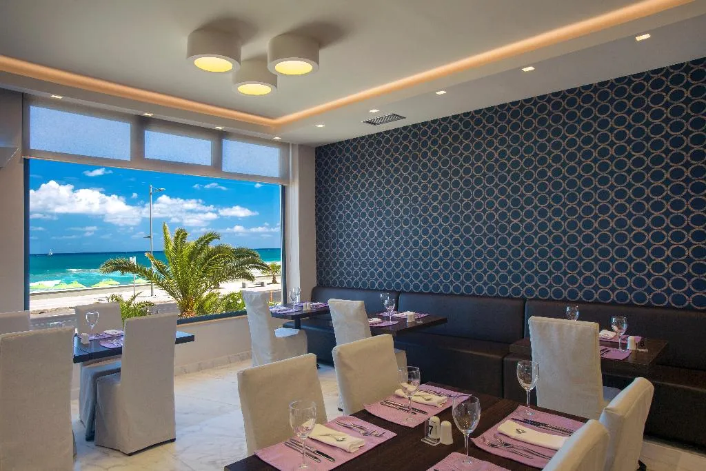 Restaurant, Atlantis Beach Hotel, Crete