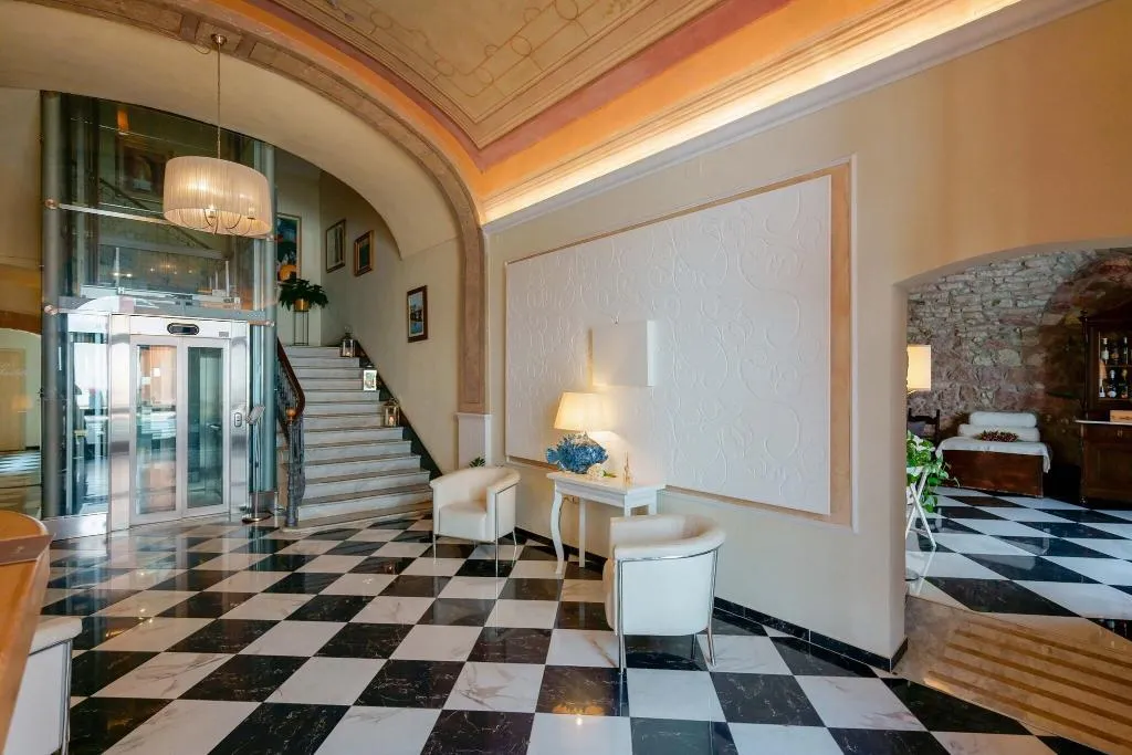Lobby, Sa Pischedda, Alghero