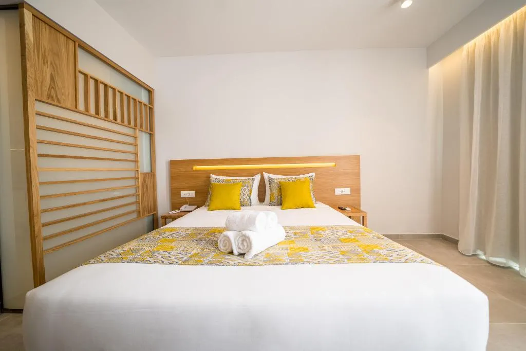 Double or Twin GARDEN VIEW Room, Adele Beach, Crete