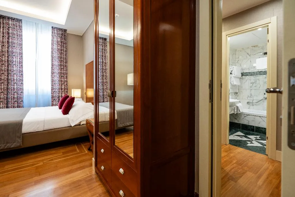 FAMILY ROOM CLASSIC Room, Delle Nazioni, Rome