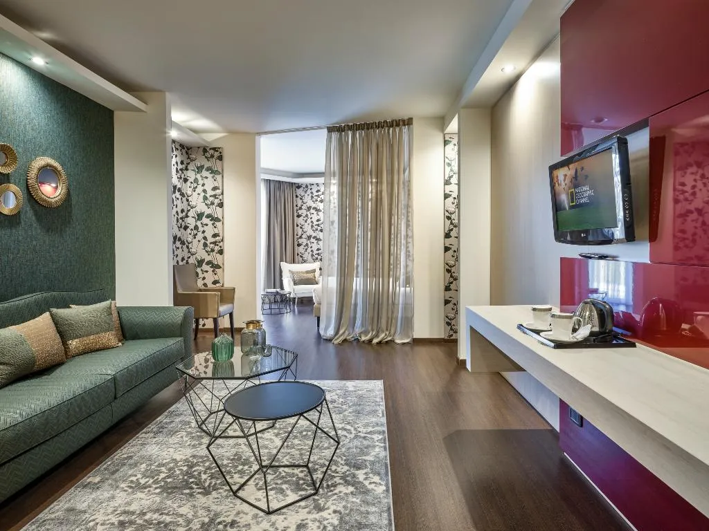 JUNIOR SUITE DELUXE Room, Winter Garden Hotel Bergamo Aeroporto, Milan