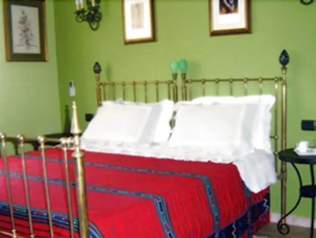 Room, Castello D'Urso Somma, Catania