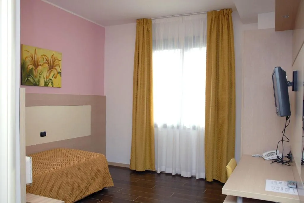 Room, Groane Hotel Residence, Milan