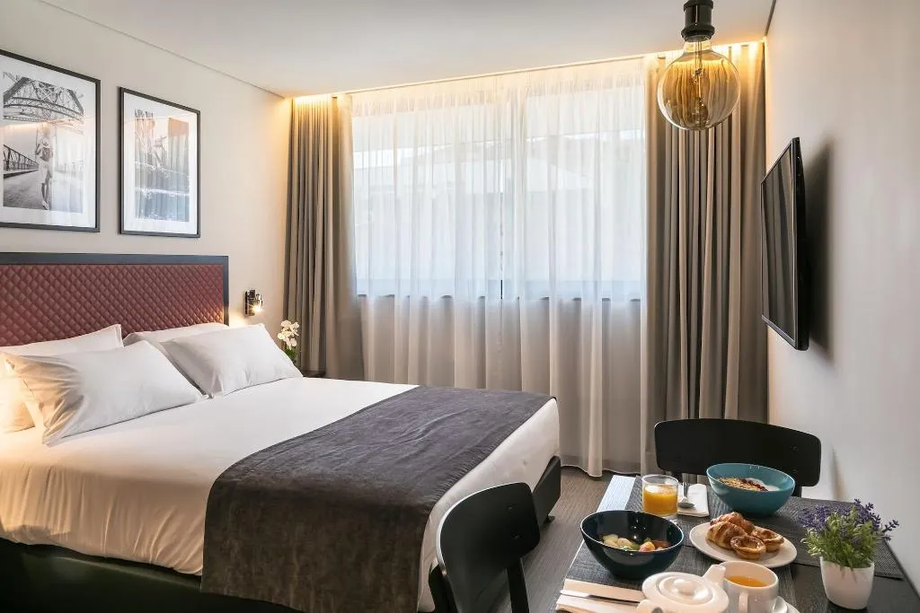 Room, Porto City House, Porto