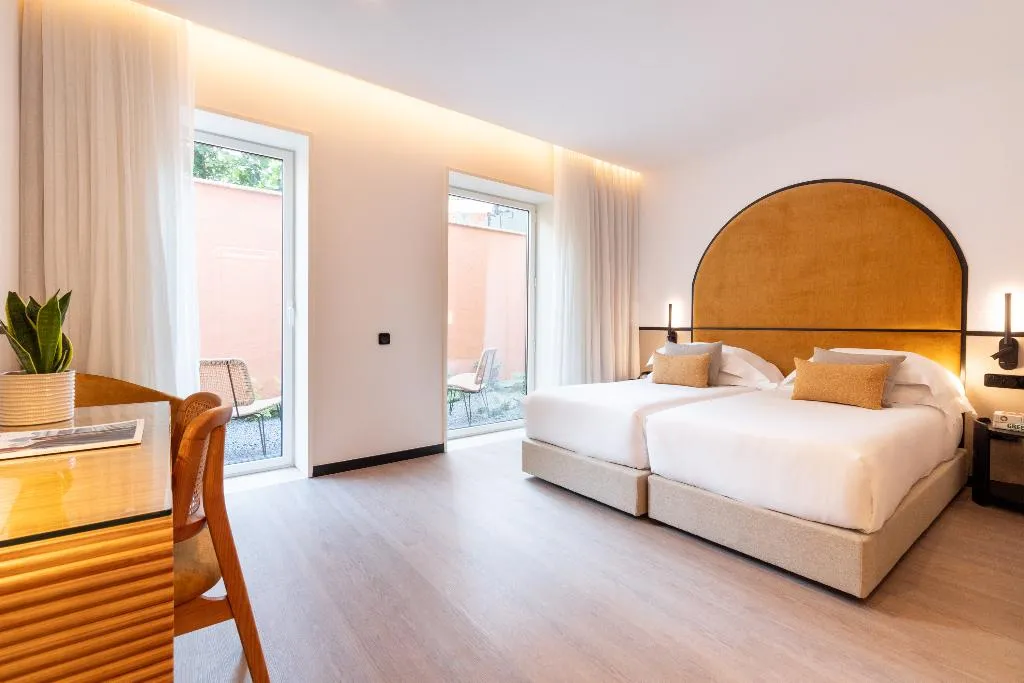 SINGLE STANDARD Room, The Editory Garden Baixa Porto Hotel, Porto