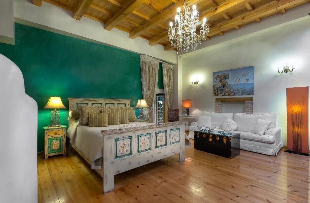 JUNIOR SUITE STANDARD Room, Avli Lounge Apartments, Crete