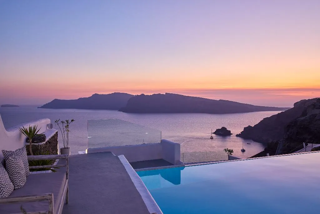 Pool, La Perla Villas and Suites, Santorini