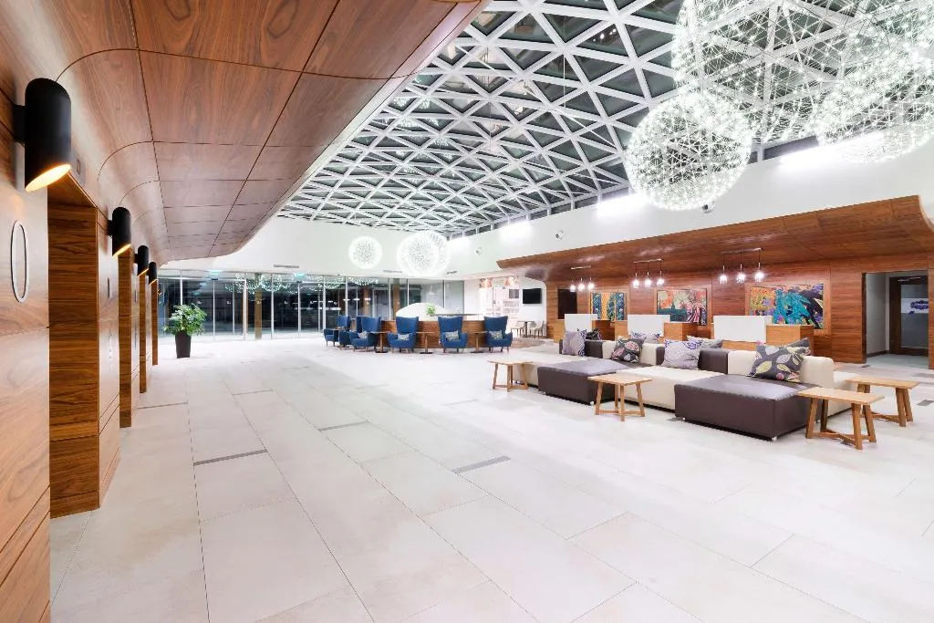 Lobby, DoubleTree by Hilton Krakow Hotel & Convention Cen, Krakow