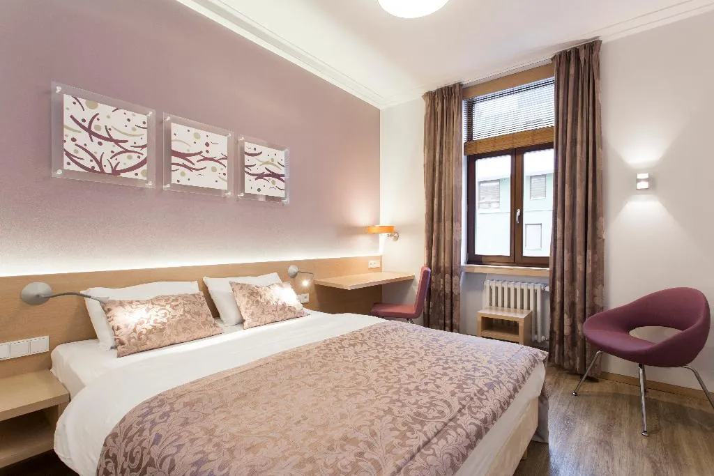 Room, Hotel Carol, Prague