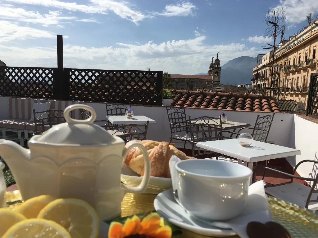 Terrace, Hotel Posta, Palermo