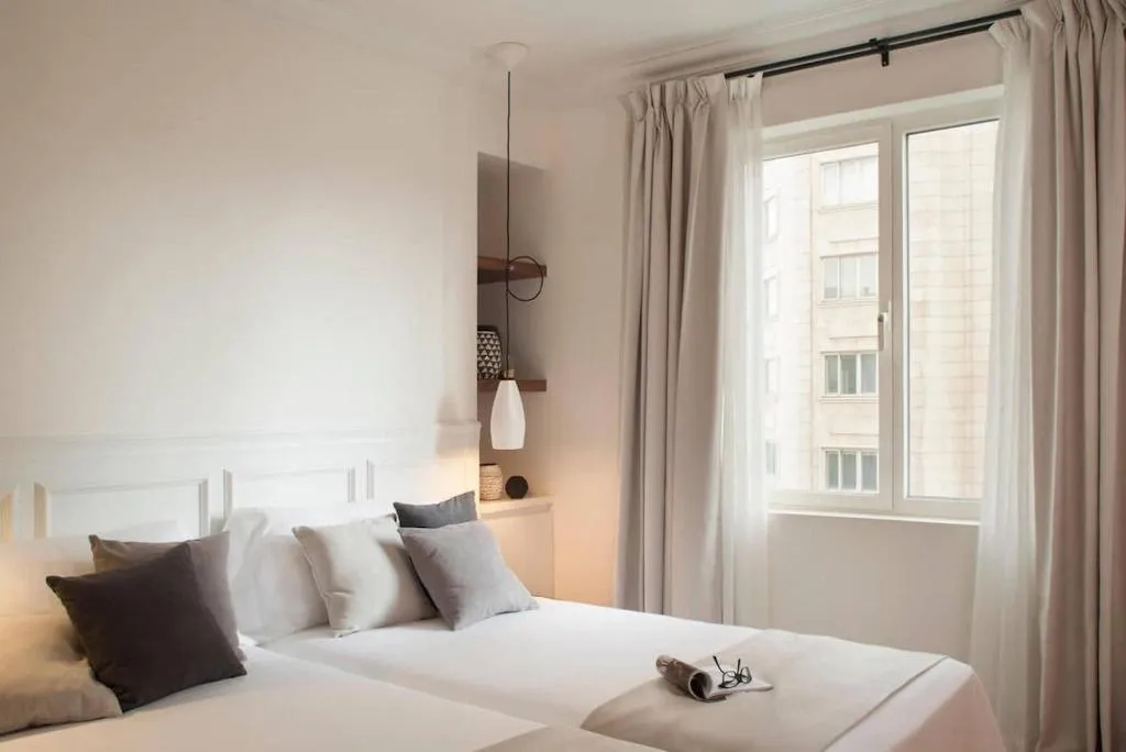 TWIN DELUXE CITY VIEW Room, Dear Hotel Madrid, Madrid