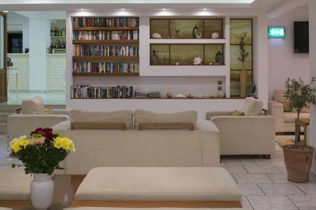 Lobby, Magic, Skiathos