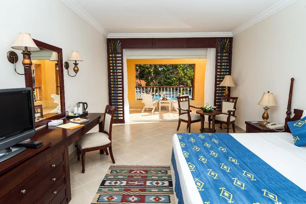 DOUBLE SUPERIOR POOL VIEW Room, Caribbean World, Red Sea Riviera