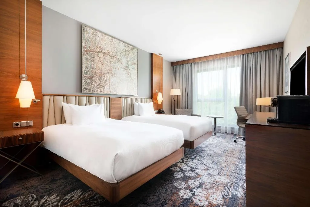 Room, DoubleTree by Hilton Krakow Hotel & Convention Cen, Krakow