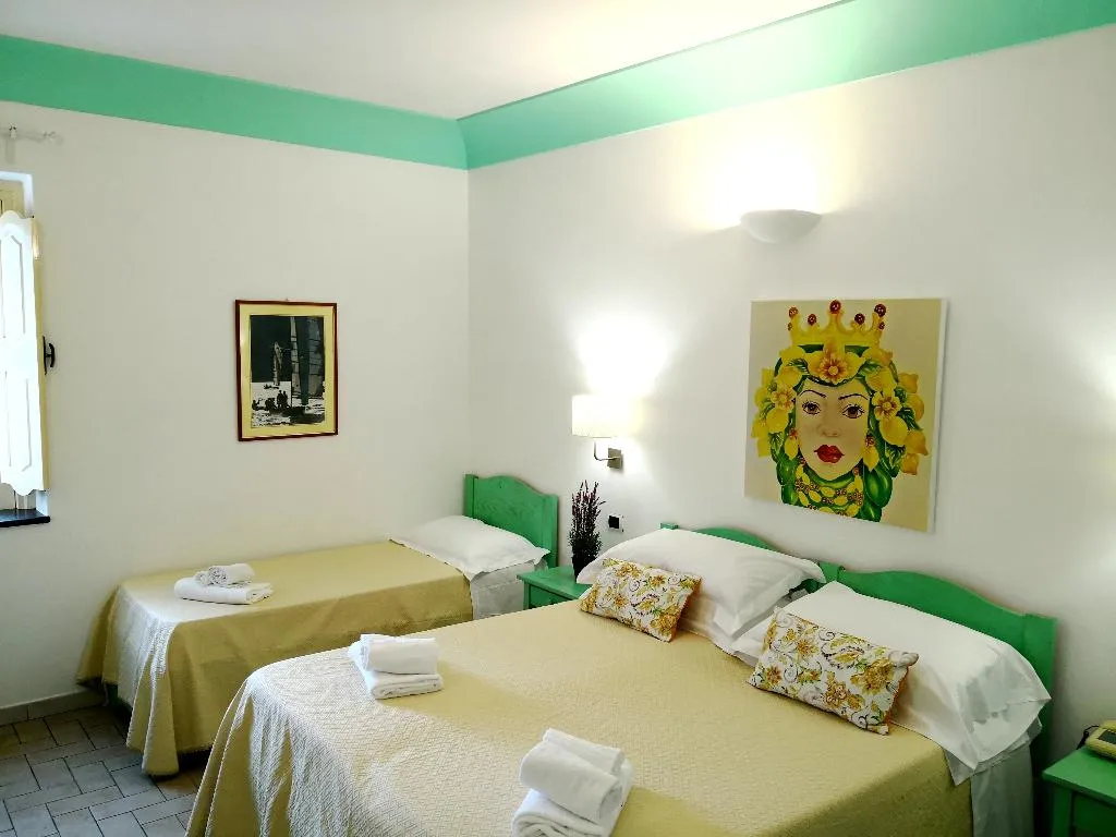 TRIPLE STANDARD Room, Hotel Ossidiana Stromboli, Palermo