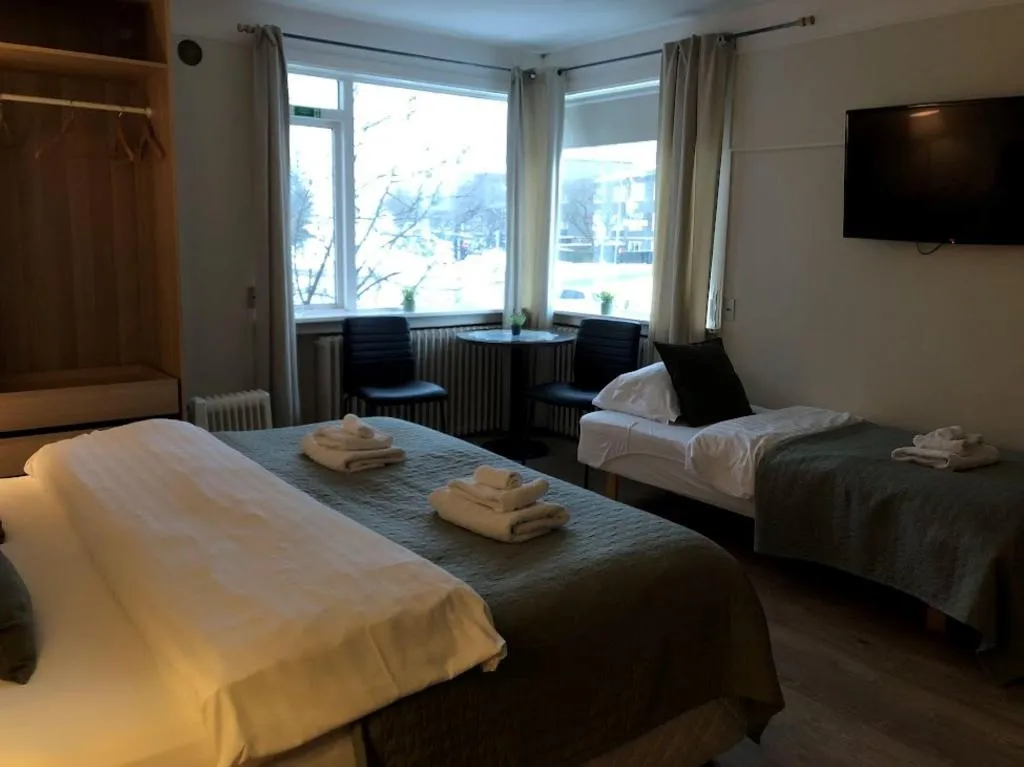 Room, Snorri's Guesthouse, Reykjavik
