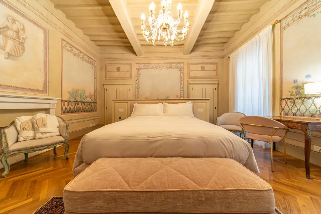DOUBLE SUPERIOR Room, Residenza d’epoca Luca Pacioli, Florence
