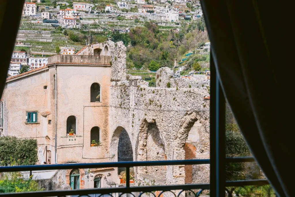 DOUBLE SUPERIOR WITH BALCONY Room, Hotel Toro, Naples