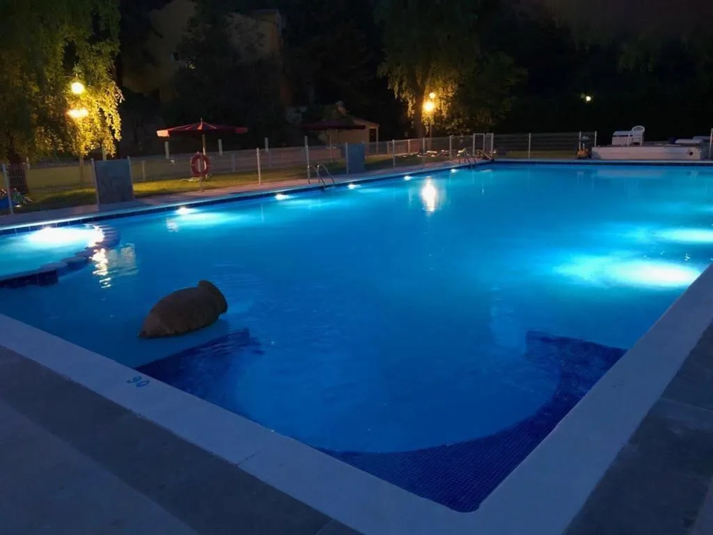 Pool, Cueva del Fraile, Madrid