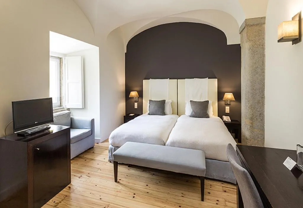Double or Twin SUPERIOR Room, York House Hotel, Lisbon