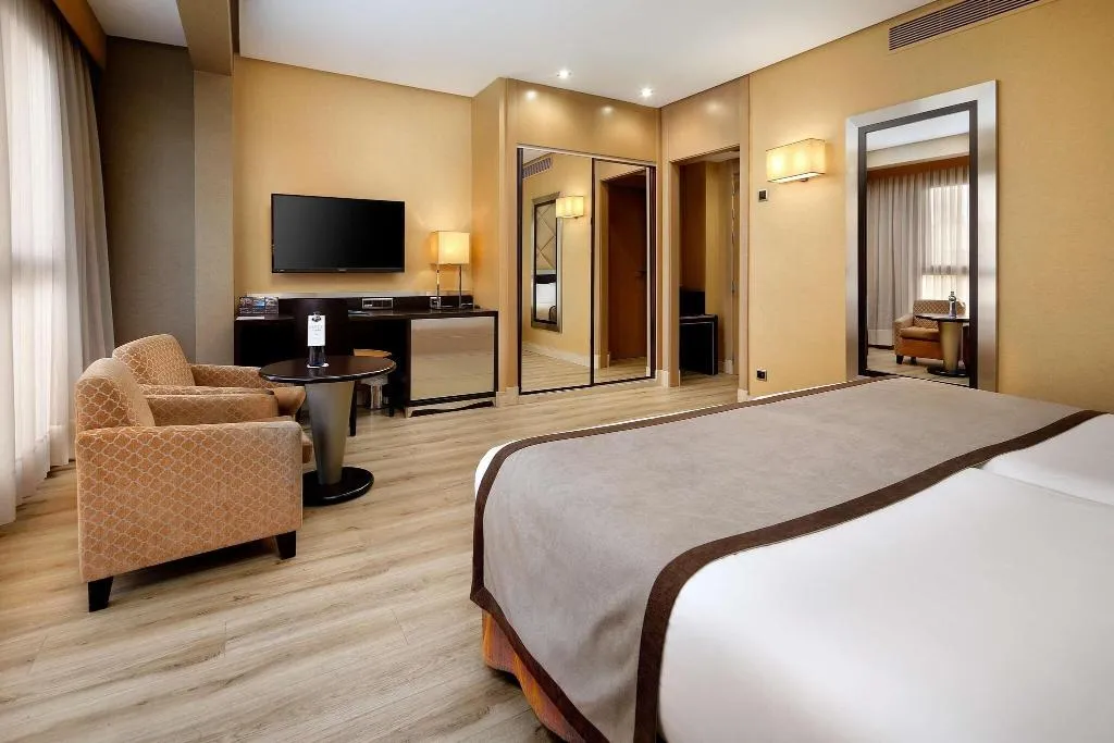 DOUBLE STANDARD Room, Hcc St. Moritz, Barcelona