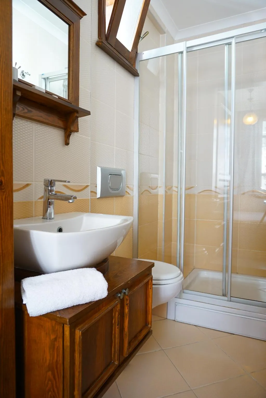 TRIPLE STANDARD Room, Ayisigi Otel, Izmir