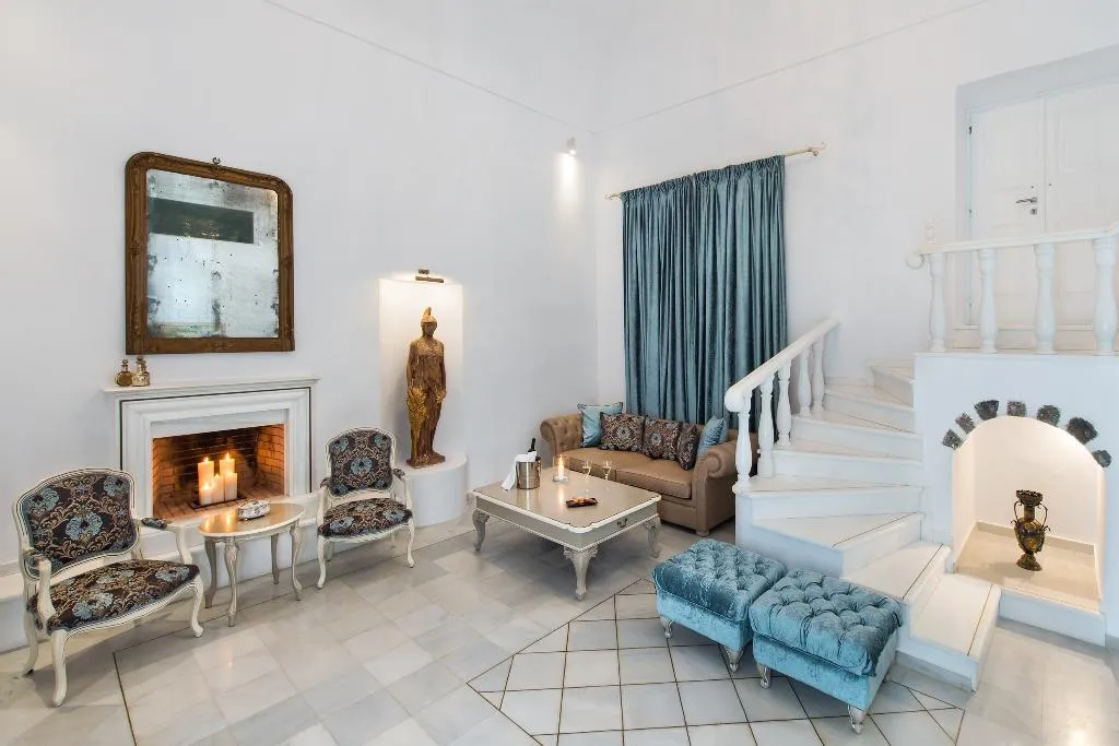 SUITE WITH JACUZZI Room, Athina Luxury Suites, Santorini