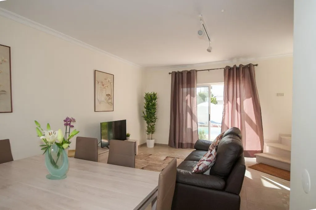 VILLA FOUR BEDROOMS Room, Boliqueime Villas, Algarve
