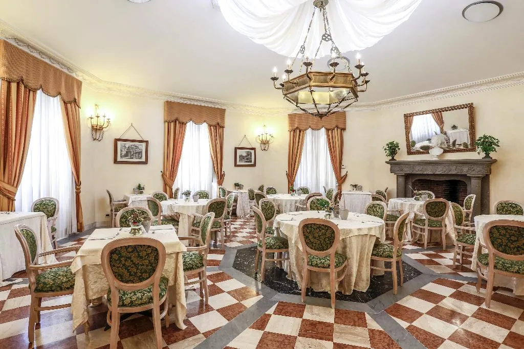 Restaurant, Villa Tuscolana Park Hotel, Rome