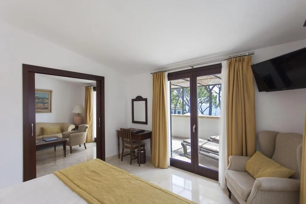 SUITE OCEAN VIEW KING BED Room, Bendinat, Majorca