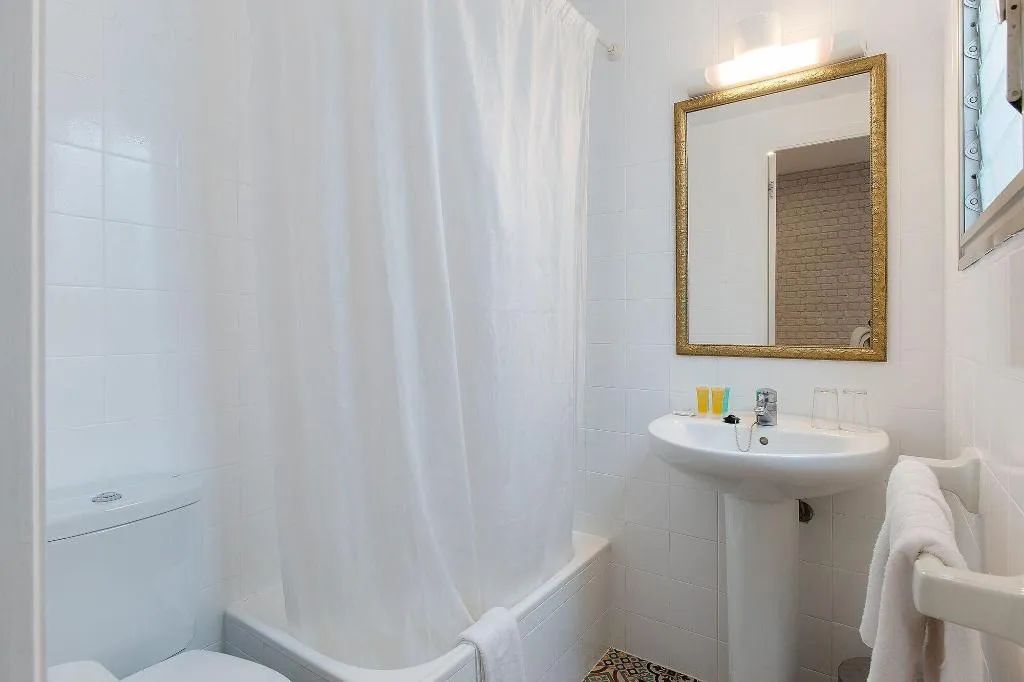 Room, Hostal Menurka, Menorca