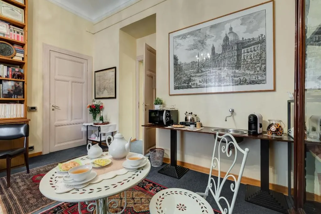 Restaurant, Rome Charming Suites, Naples