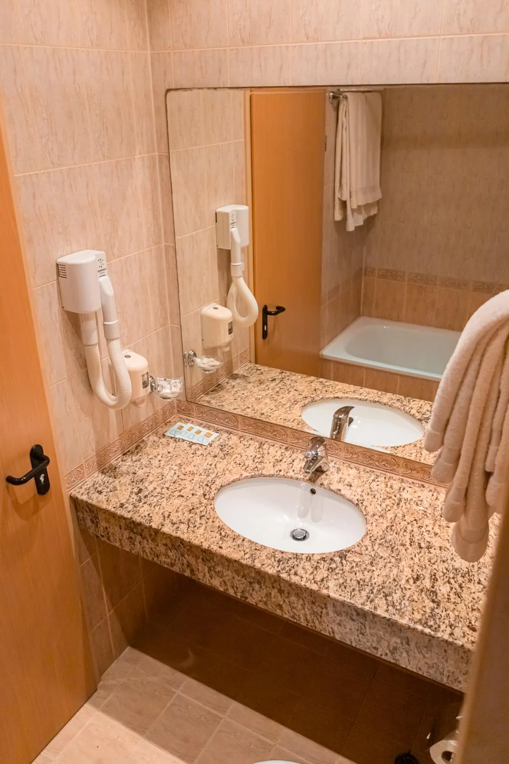 DOUBLE SINGLE USE COMFORT Room, Avenue, Bourgas