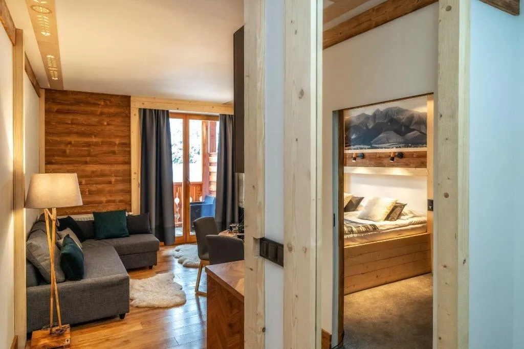 Room, ApartHotel Giewont, Krakow