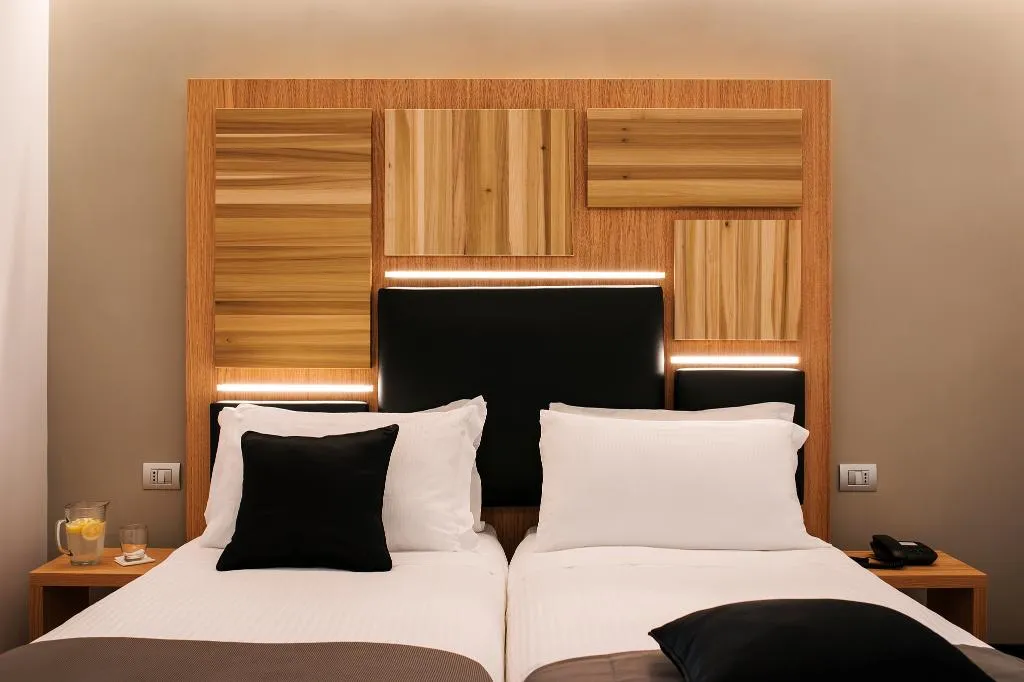 DOUBLE DELUXE Room, Trevi Collection, Rome