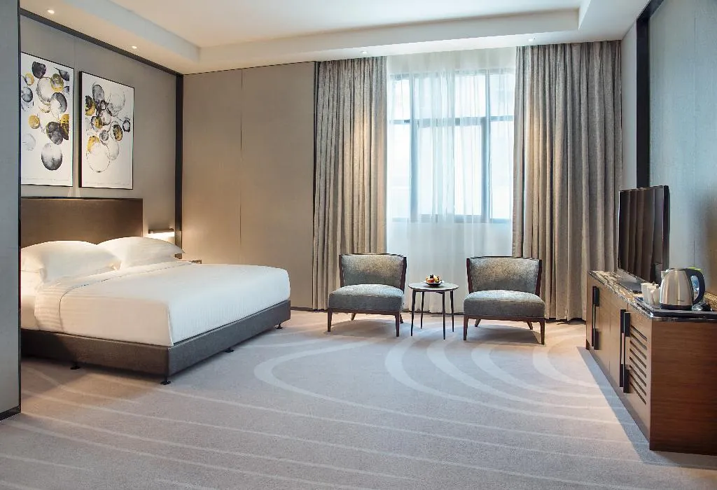 Double or Twin SUPERIOR Room, Asiana Grand Hotel, Dubai