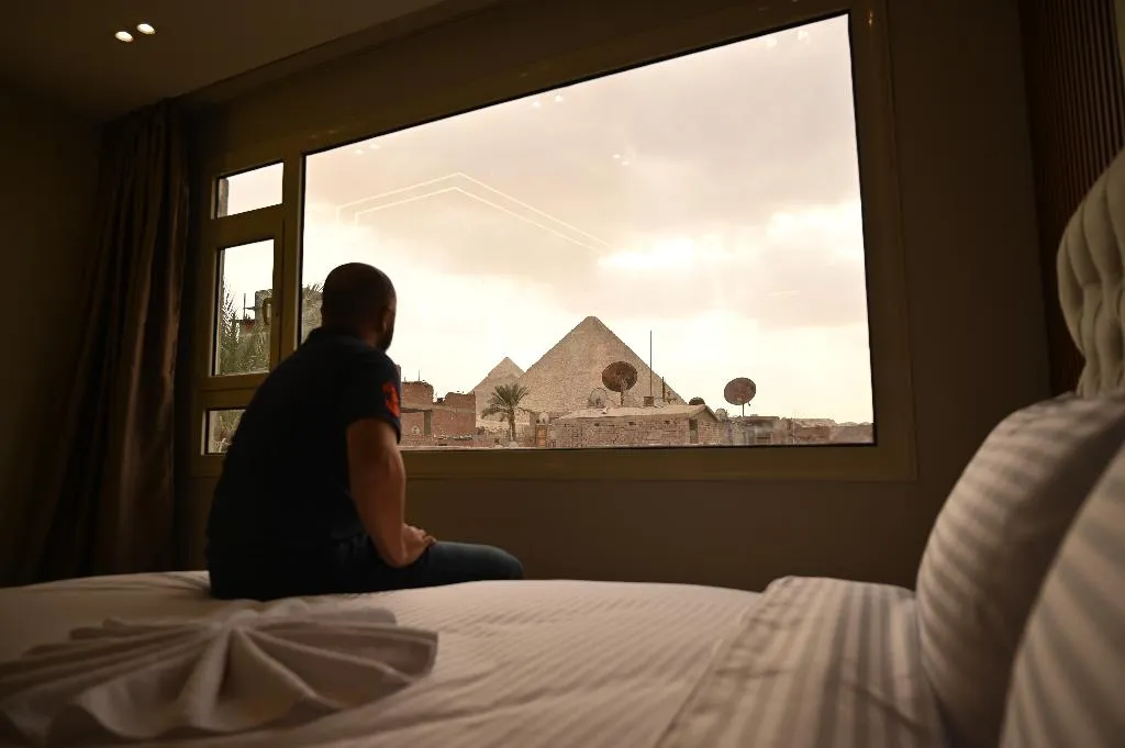 FAMILY ROOM EXECUTIVE Room, Pyramids Enigma Grand Lodge, Cairo