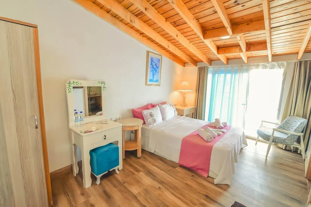 Room ONE BED Room, Alacati Asmali Konak Otel, Izmir