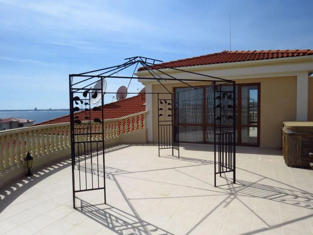 Terrace, Maisonettes In Royal Bay Residence And Spa, Bourgas