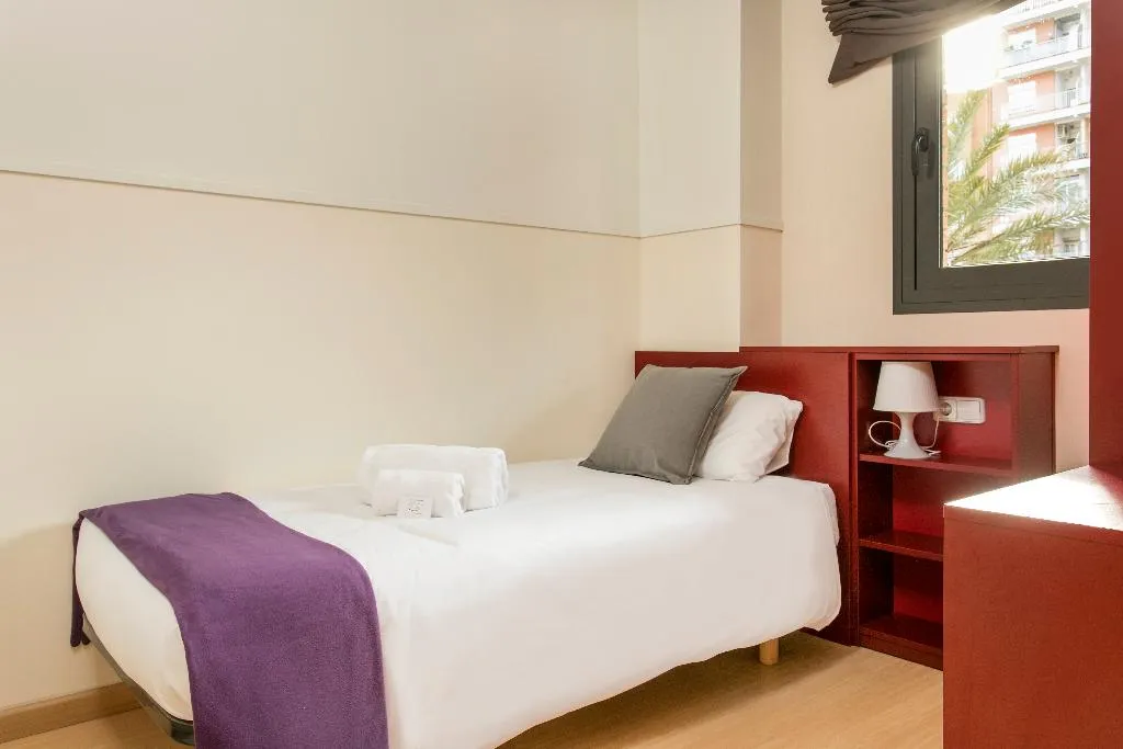 APARTMENT TWO BEDROOMS WITH TERRACE Room, Sata Olimpic Village Area, Barcelona