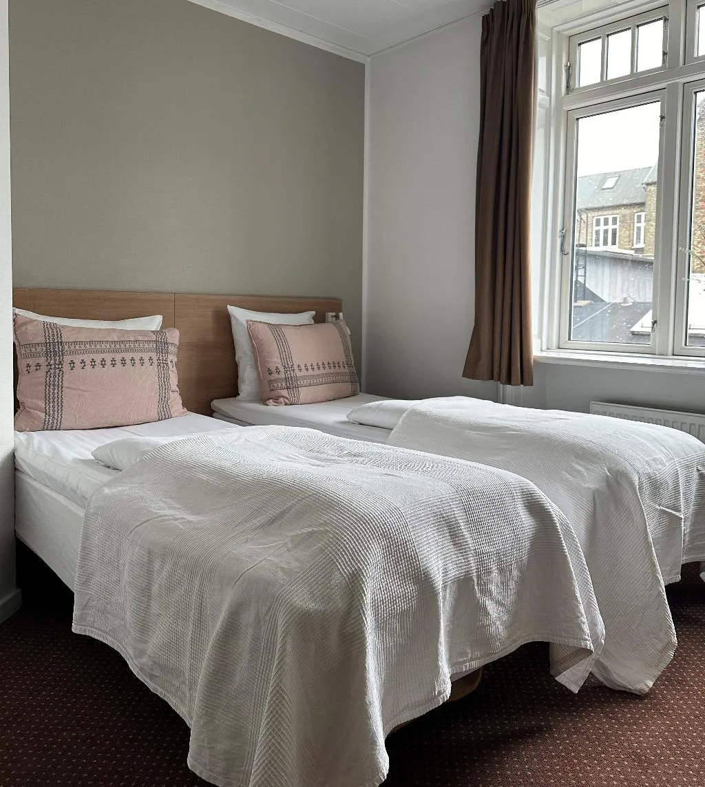 TWIN STANDARD Room, Savoy, Copenhagen
