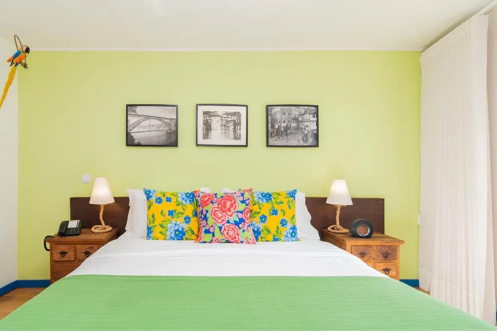 Double or Twin DELUXE CITY VIEW Room, Miragaia House, Porto