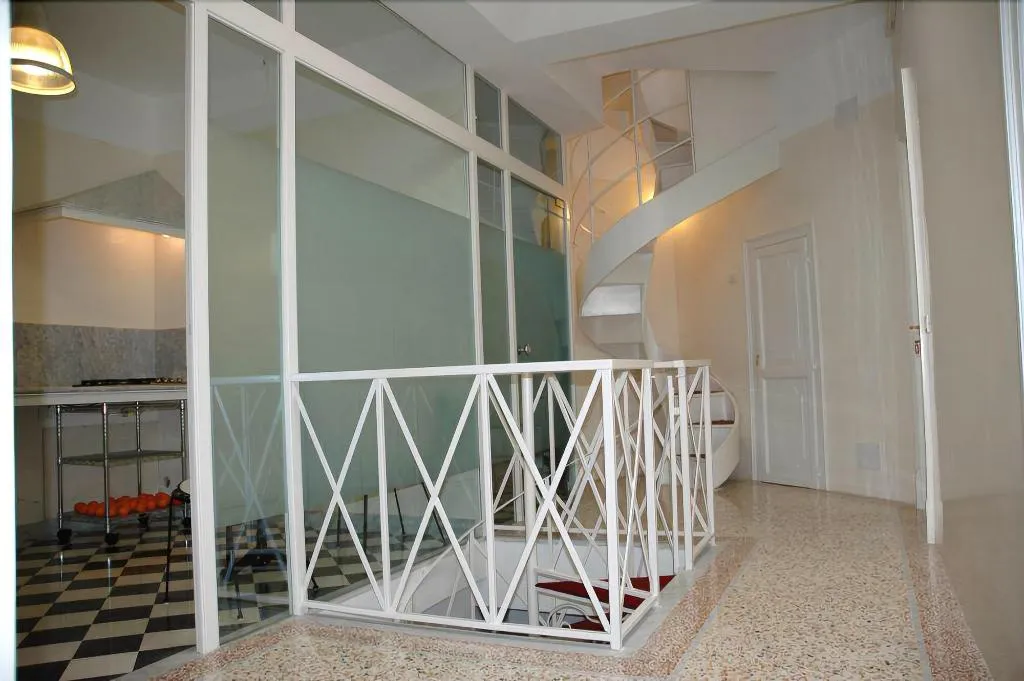 Lobby, Palazzo Pantaleo, Palermo